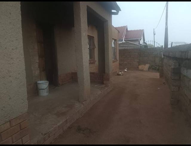 2 BEDROOM HOUSE FOR SALE IN SOSHANGUVE X